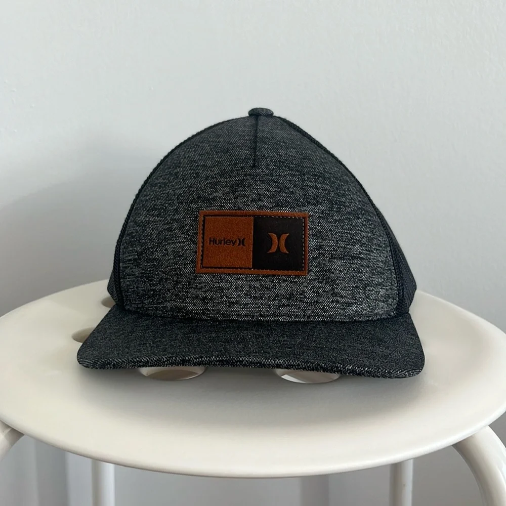 Hurly Trucker Cap - Picture 1 of 7